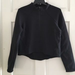 Lululemon tech lux half zip crop top