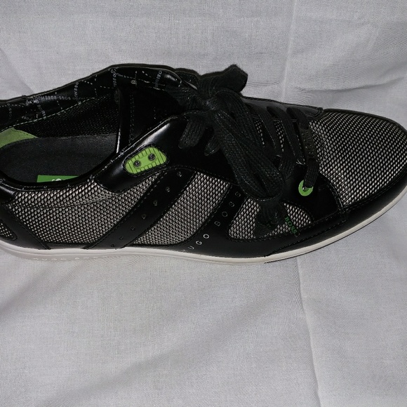 Hugo Boss - Picture 3 of 8