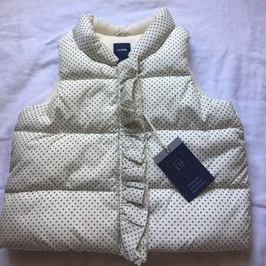 Gap puffy vest