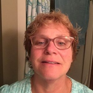Meet your Posher, Denise