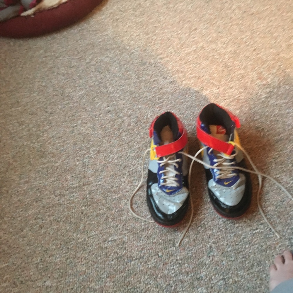 A pair of old school Nikes