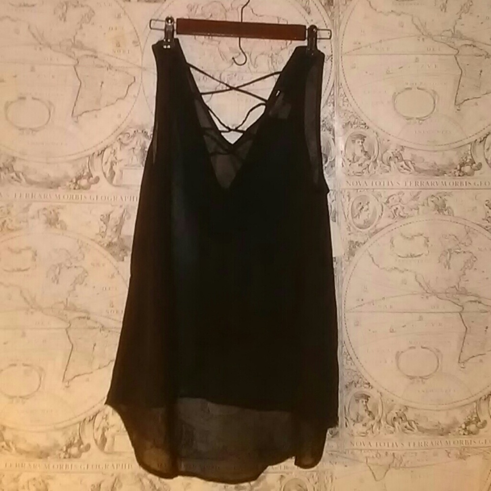 Sleevless blouse with cut out back!