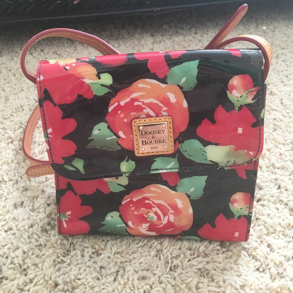 Dooney & Bourke