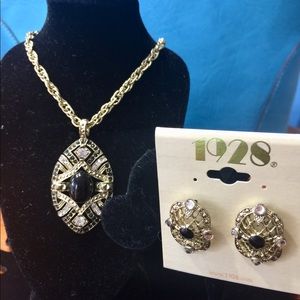 1928 Necklace and Earrings set
