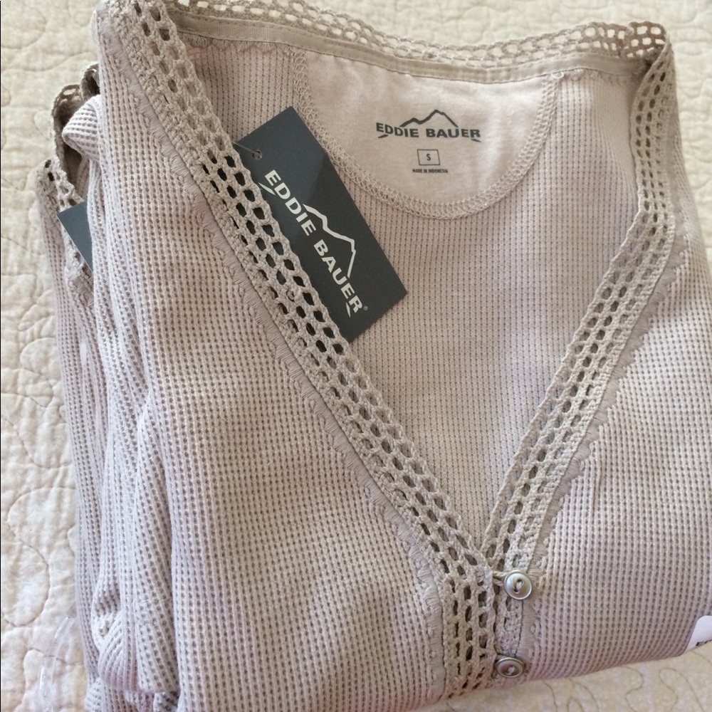 Eddie Bauer taupe embellished light thermal Henley - Picture 1 of 7