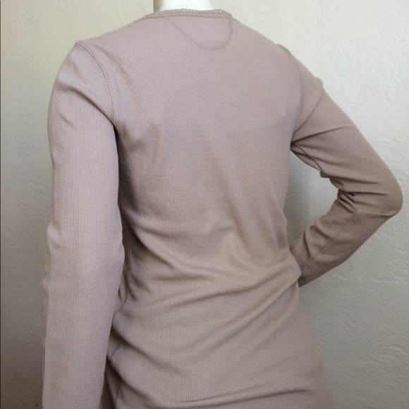 Eddie Bauer taupe embellished light thermal Henley - Picture 5 of 7