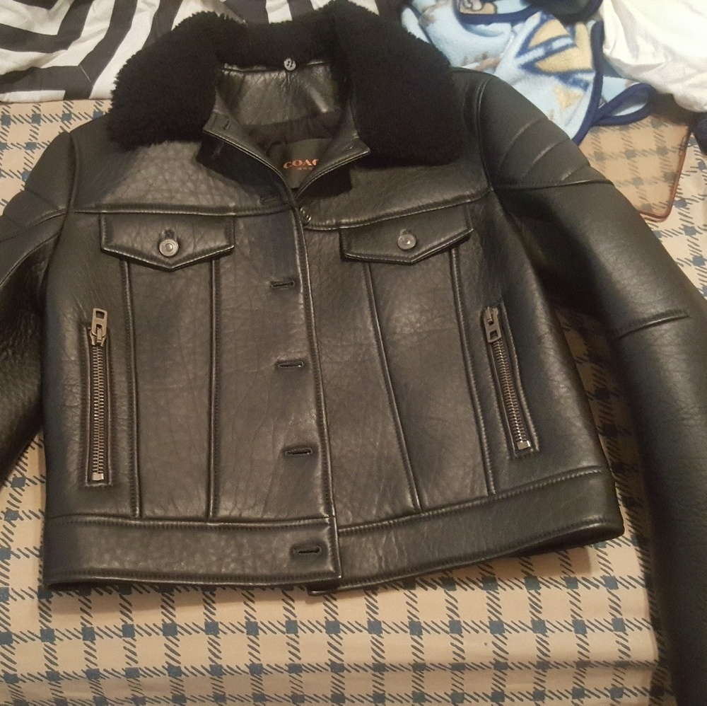 I'm selling a coach coat