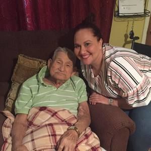 Meet your Posher, Gloria