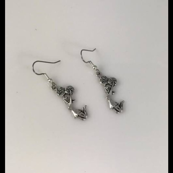 SedaliaDesigns Earrings and Baubles. - Picture 4 of 8