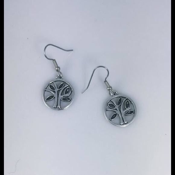SedaliaDesigns Earrings and Baubles. - Picture 5 of 8