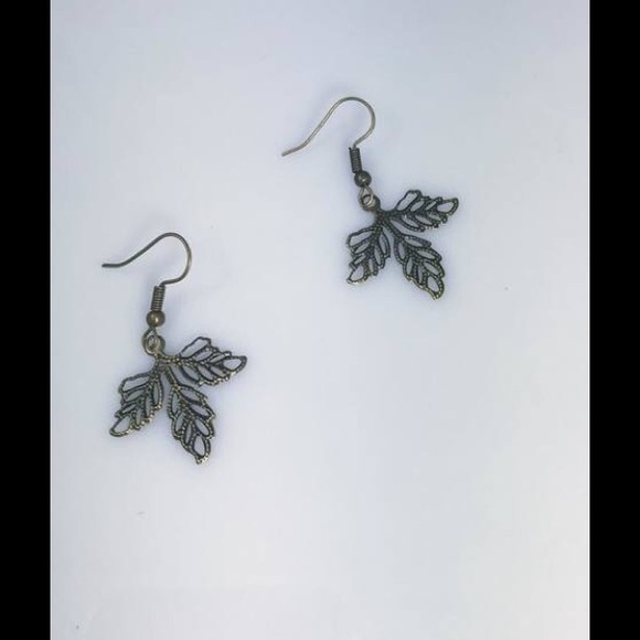 SedaliaDesigns Earrings and Baubles. - Picture 7 of 8