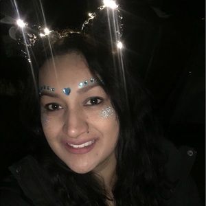 Meet your Posher, Lorena