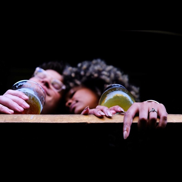 Meet your Posher, Kris! 💕 - Picture 3 of 5