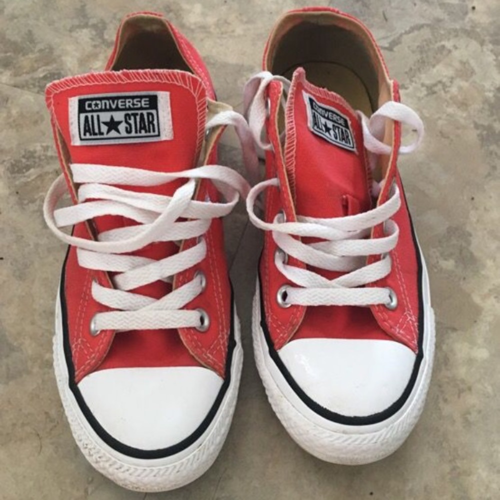 Pink converse