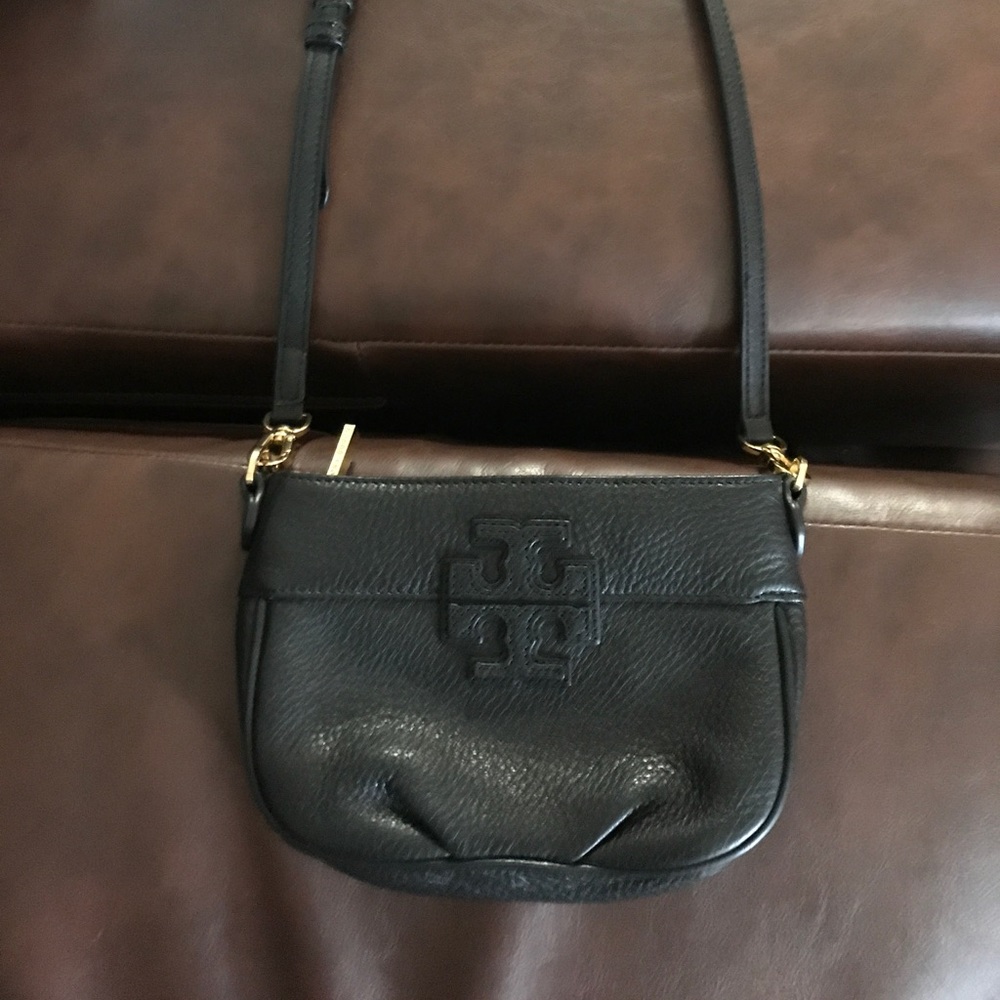 Tory burch cross body!