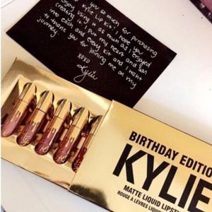 Kylie lipkit