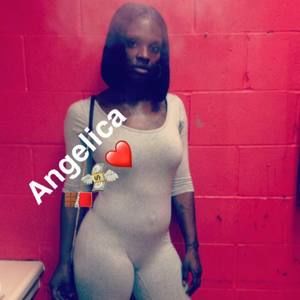 Meet your Posher, Dieana