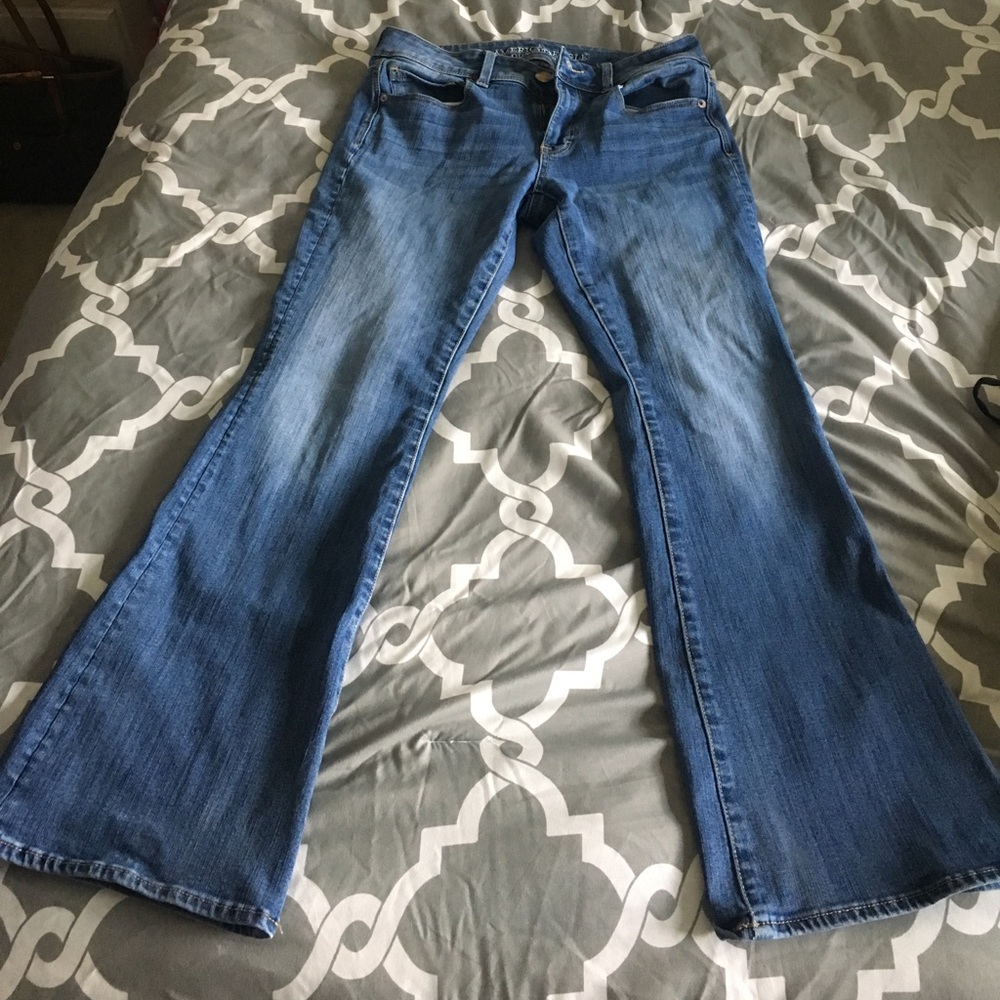 AE kick boot jeans
