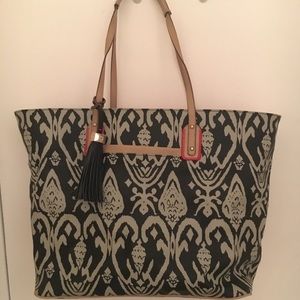 Stella and Dot Black Shoulder Bag