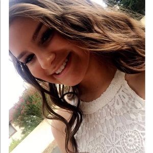 Meet your posher, Ashley