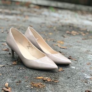 Nude patent pump