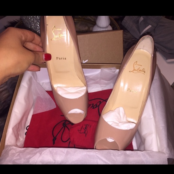 ***SOLD*** CHRISTIAN LOUBOUTIN "new very prive" - Picture 2 of 7