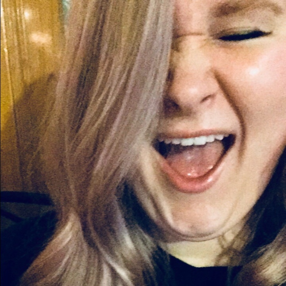 Meet your Posher, Alyssa