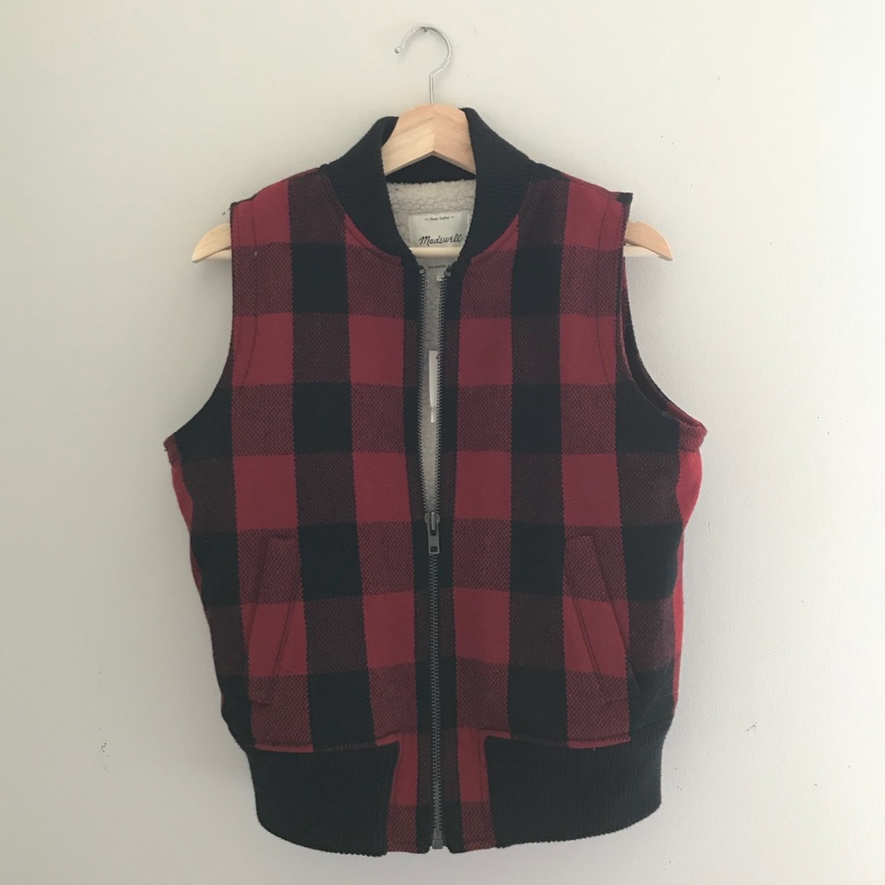 Madewell Red black checkered vest NWT