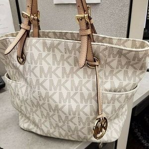 MK Purse