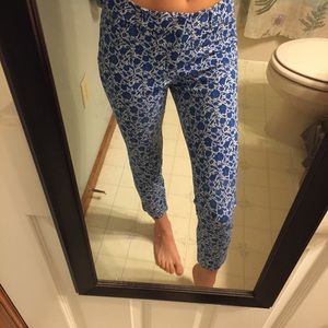 🎈Old Navy Floral Pixie Pants Capri