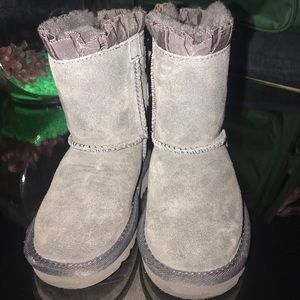 Bailey bow ruffle UGGS (girls)
