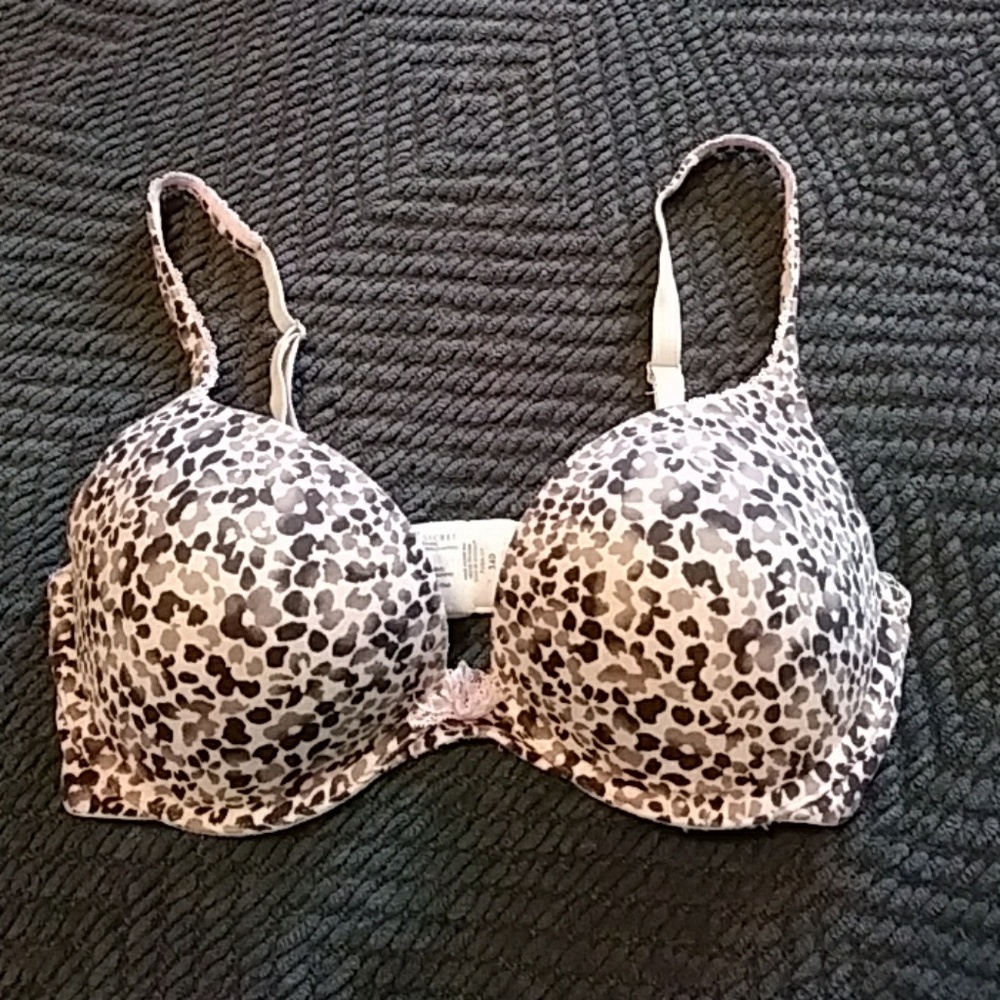 Victoria's Secret Leopard Print Pushup bra.