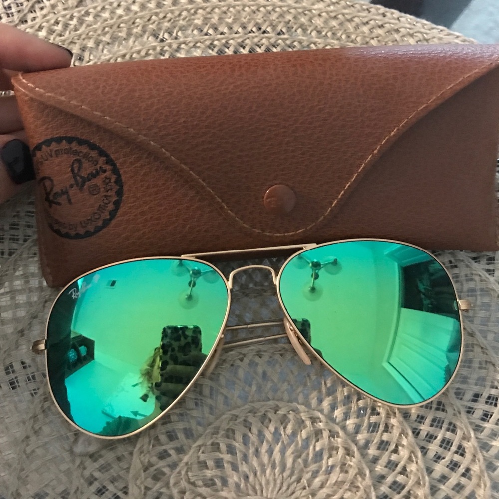 Polarized Ray-Ban Aviators