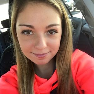 Meet your Posher, Kristina