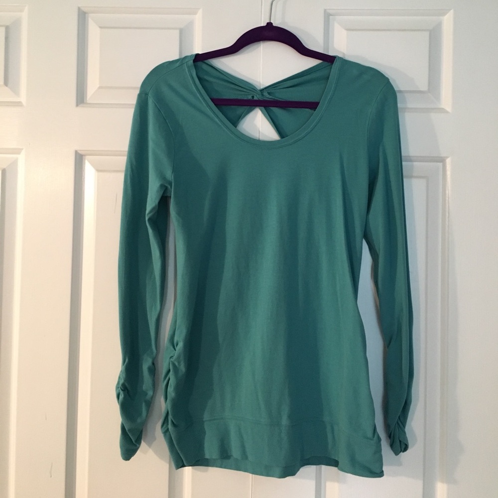 Soybu yoga top
