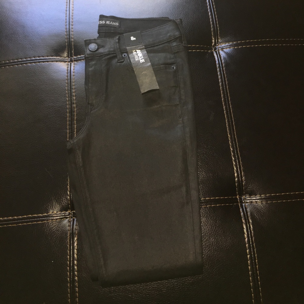 🛍SALE🛍NWT black metallic express