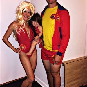 MENS Baywatch costume - Like New