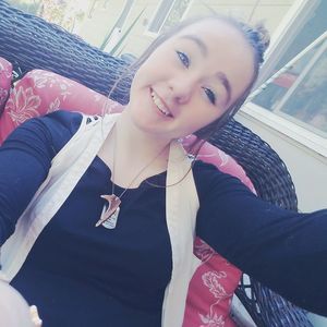 Meet your Posher, April
