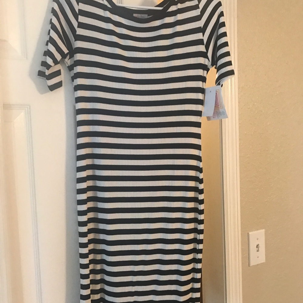 Lularoe black white striped Julia NWT XS