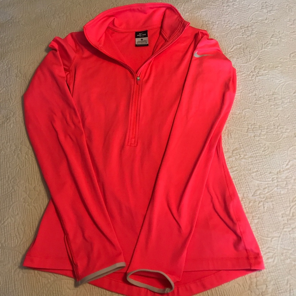 Nike pull over