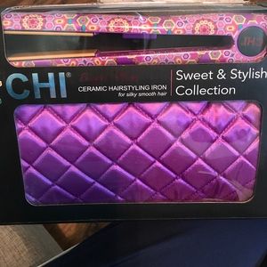 NEW CHI Flat Iron 🌸