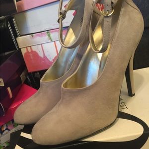Nine West Suede Maryjane heel (New)