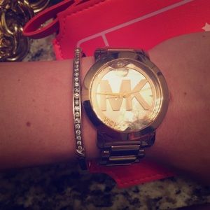 14 k gold diamond bracelet