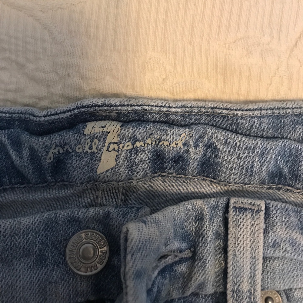 7 for all mankind shorts - Picture 5 of 5