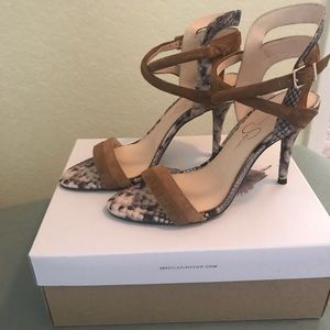 Jessica Simpson Size 7