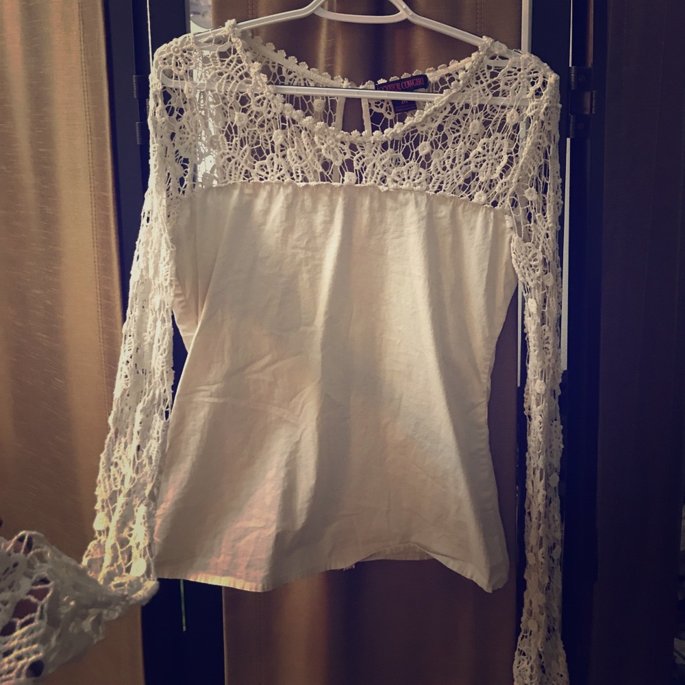 Gorgeous white lace Top