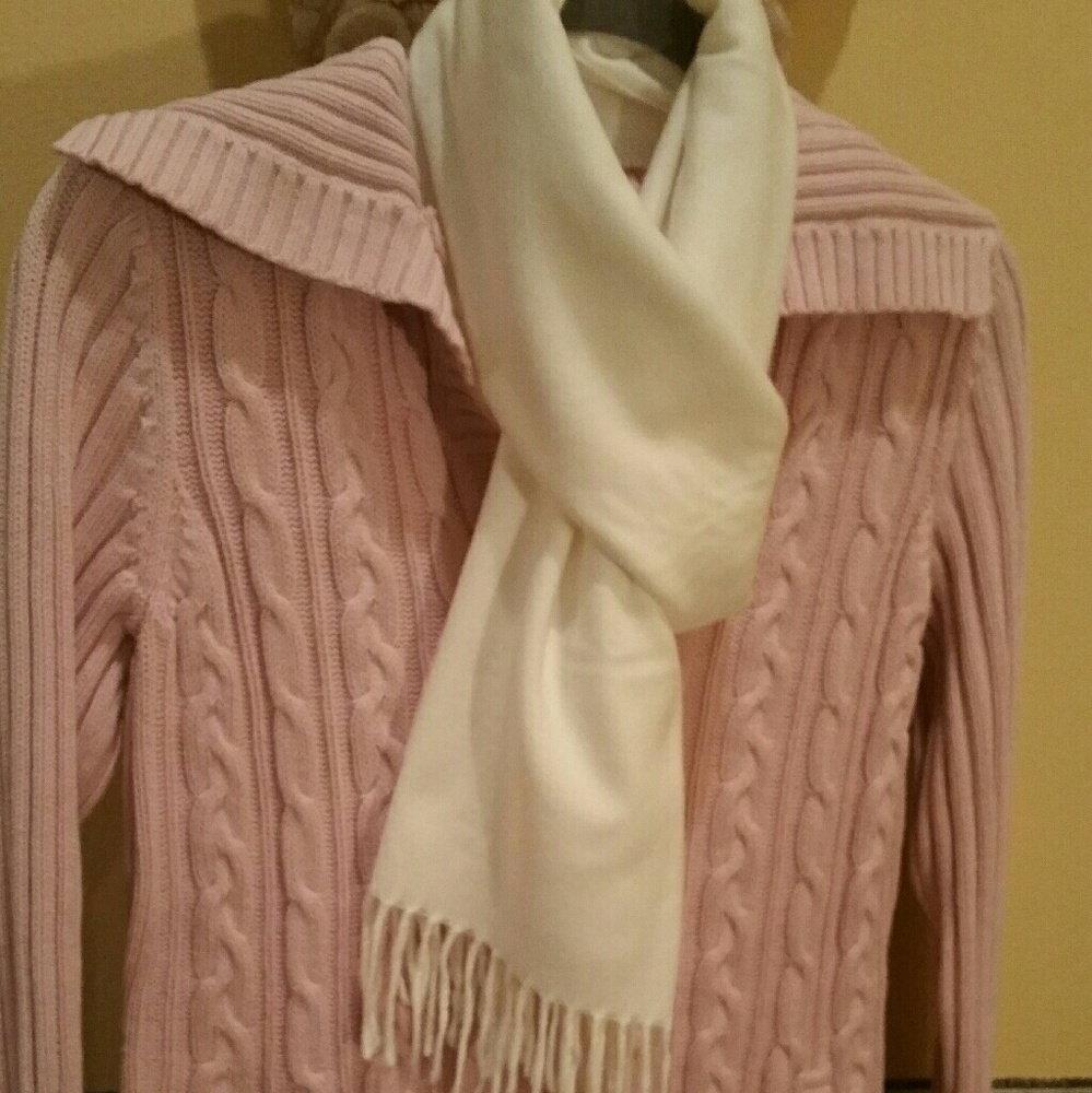 *Pretty in Pink Cable Knit Sweater