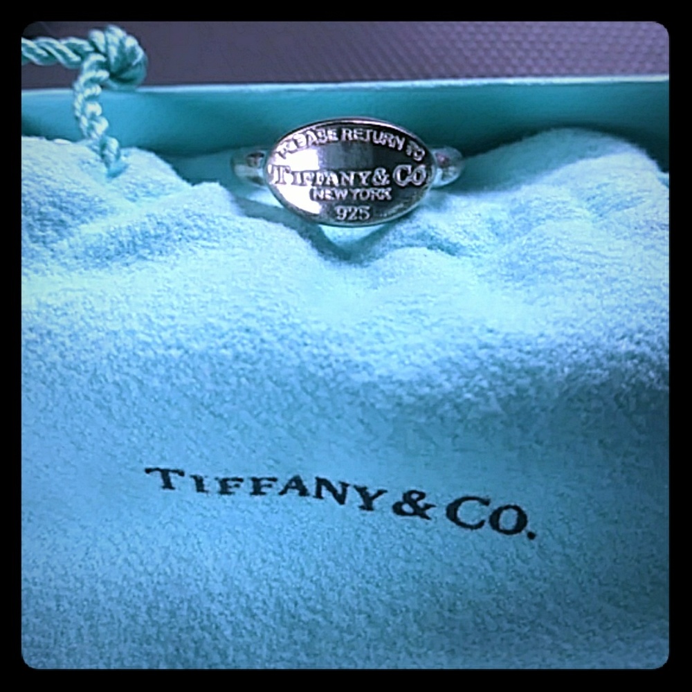 🌟🌟T & CO. - PLEASE RETURN TO TIFFANY NY RING