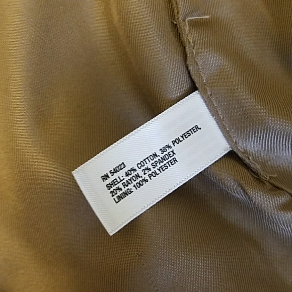 Blazer - Picture 5 of 6