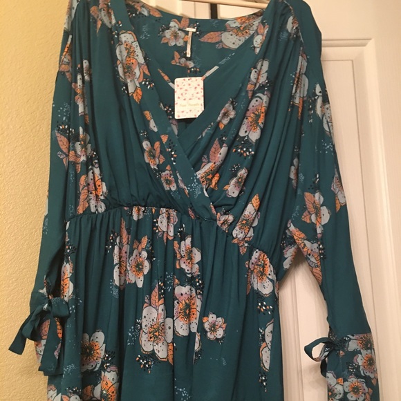 HOST PICK Free People Long Sleeve Floral Tunic LG - Picture 5 of 8